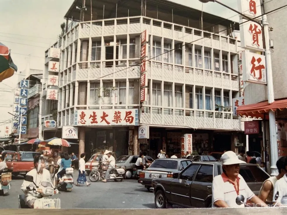 中国最美药店诞生！建筑大师伊东丰雄弟子操刀，药店再也不像超市了！