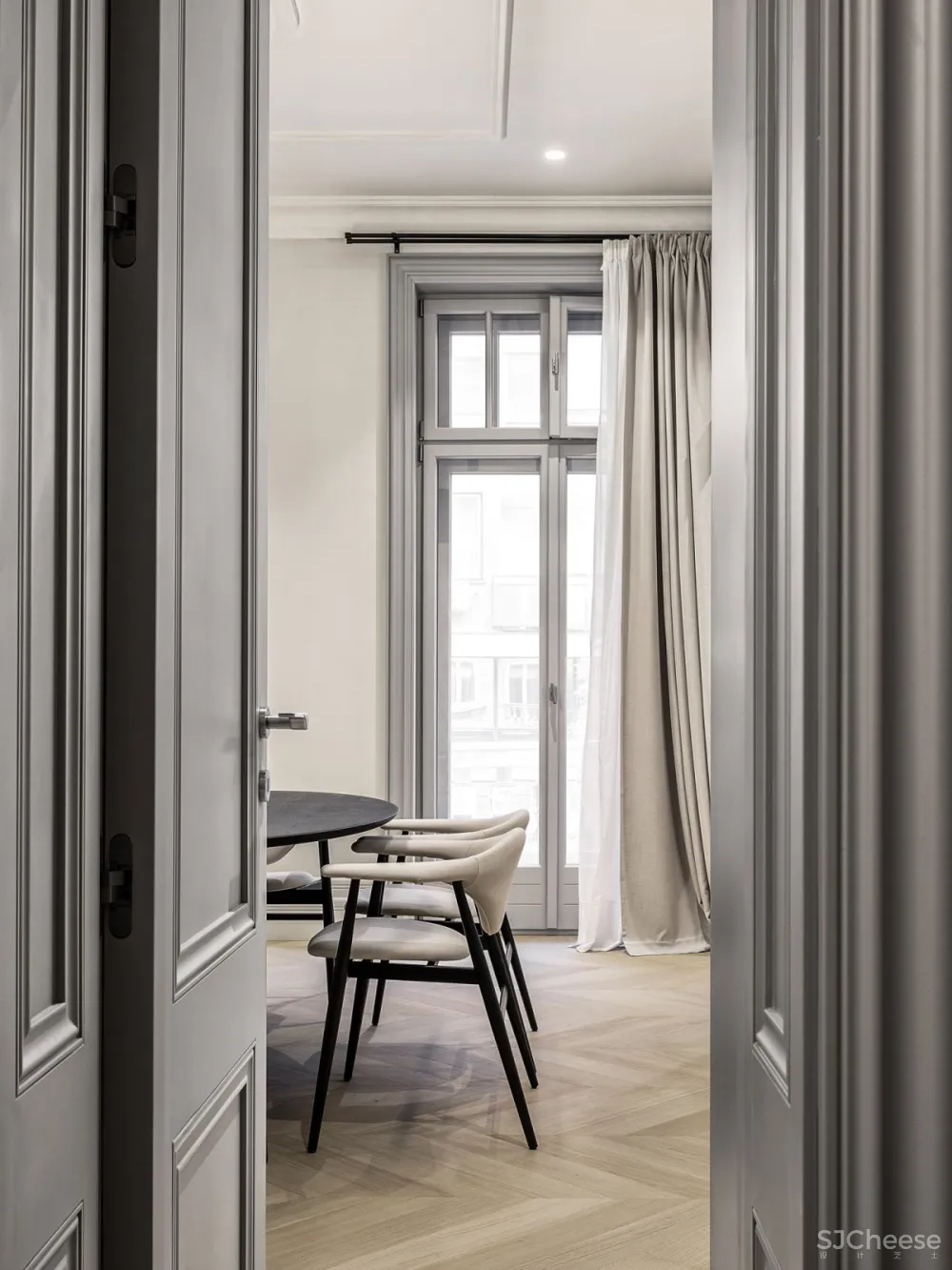 Autori | Apartment O , 优雅知性的极简住宅