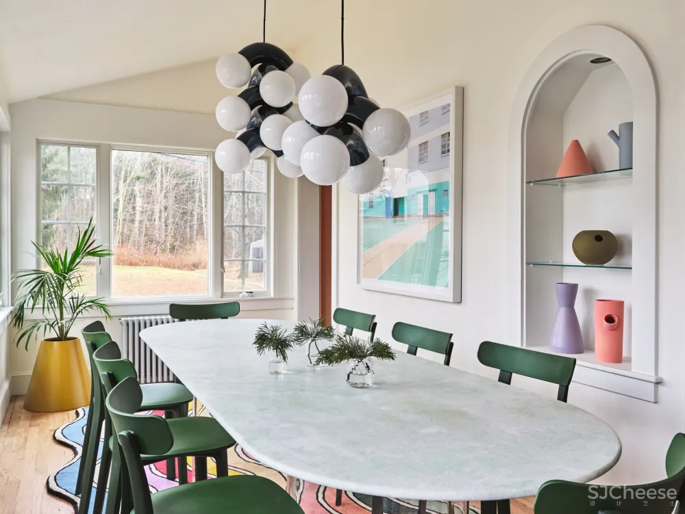 好色，理所当设