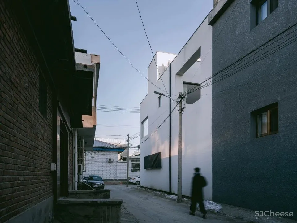 新作 联排住宅的创意改造 缝中之家,北京 察社办公室