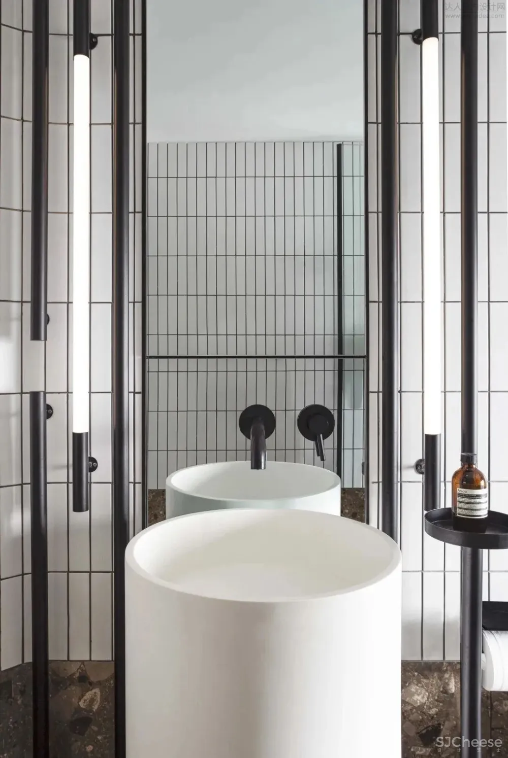 目心设计研究室 上海一线江景宅邸330m²