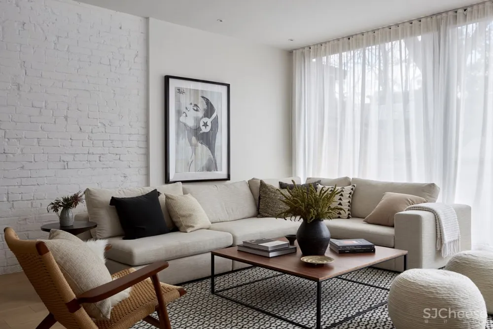 Ancerl Studio | Euclid Residence , 现代明亮的特色住宅