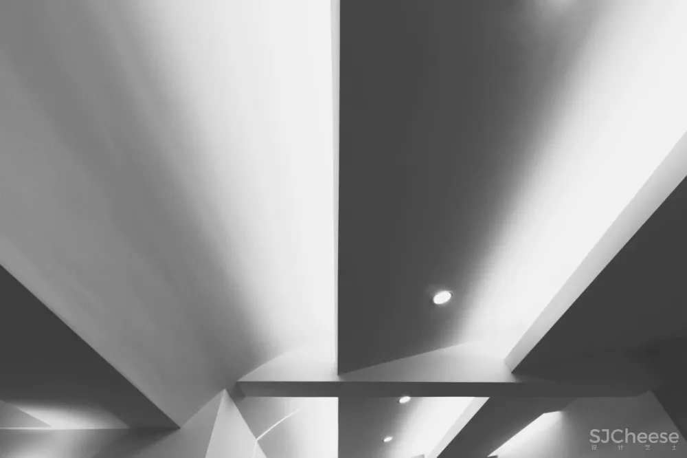 火到央视的极致毛坯房改造：家里什么都用白的，整个房子在发光