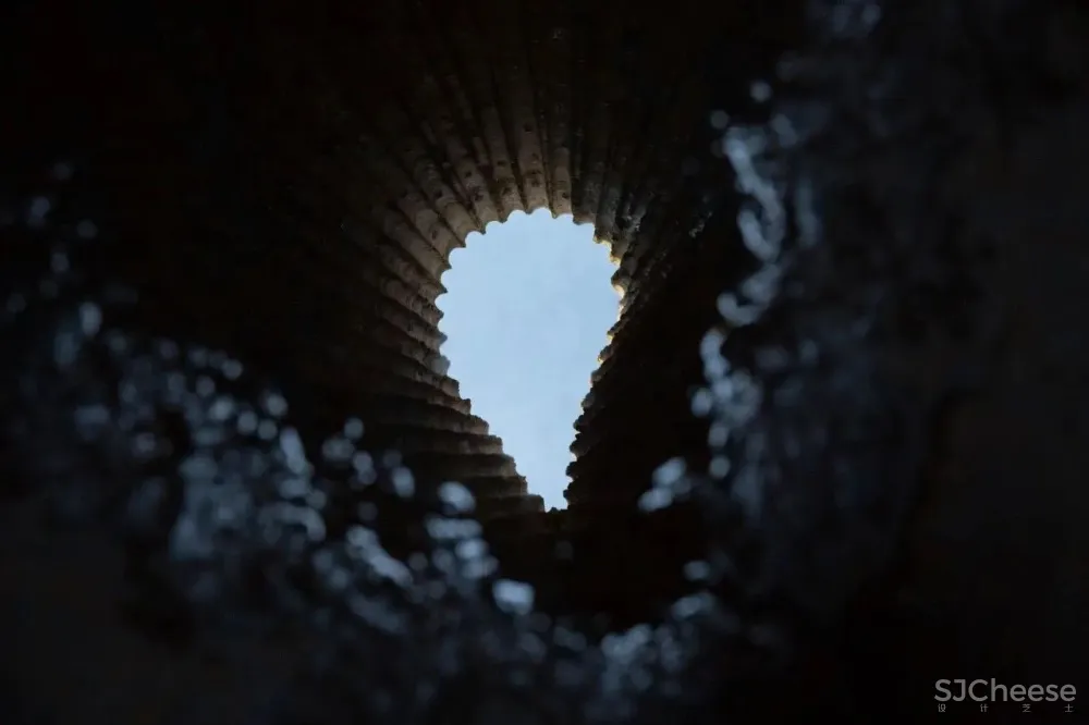 一群村民和一位建筑大师,完成了一个令无数人朝圣的建筑