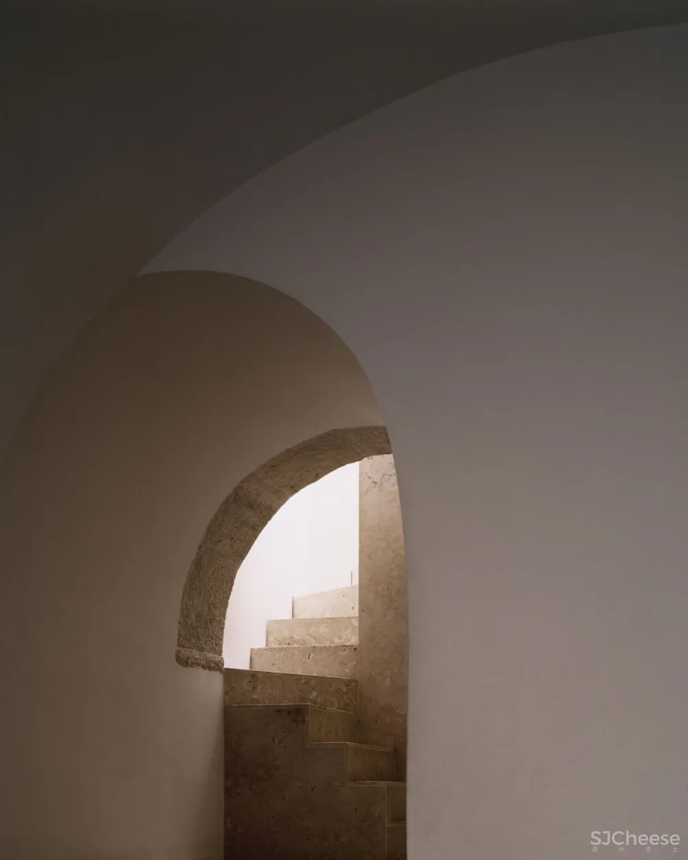 House Of Grey | Armadillo&Co Showroom , 朴实低调的极简展厅