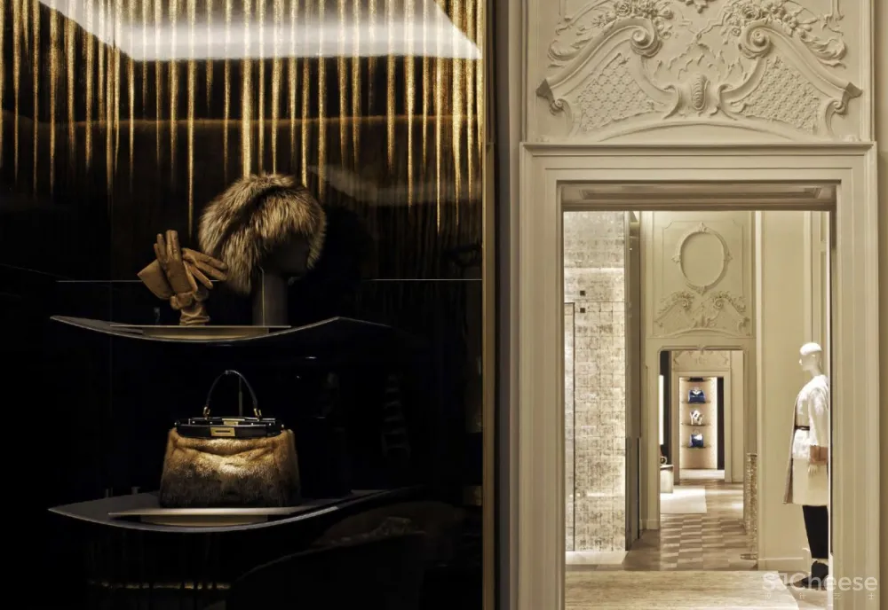 Gwenael Nicolas | Fendi Montenapoleone , 奢华芬迪精品店