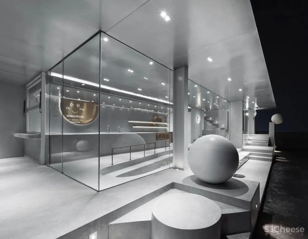 偏离设计丨MOON Photo Studio