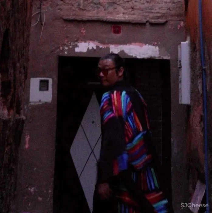 在日常的阴翳中,安然歇憩