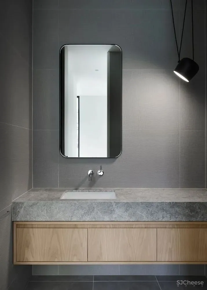 Fiona Austin 新作 历史与当代 传承中复兴