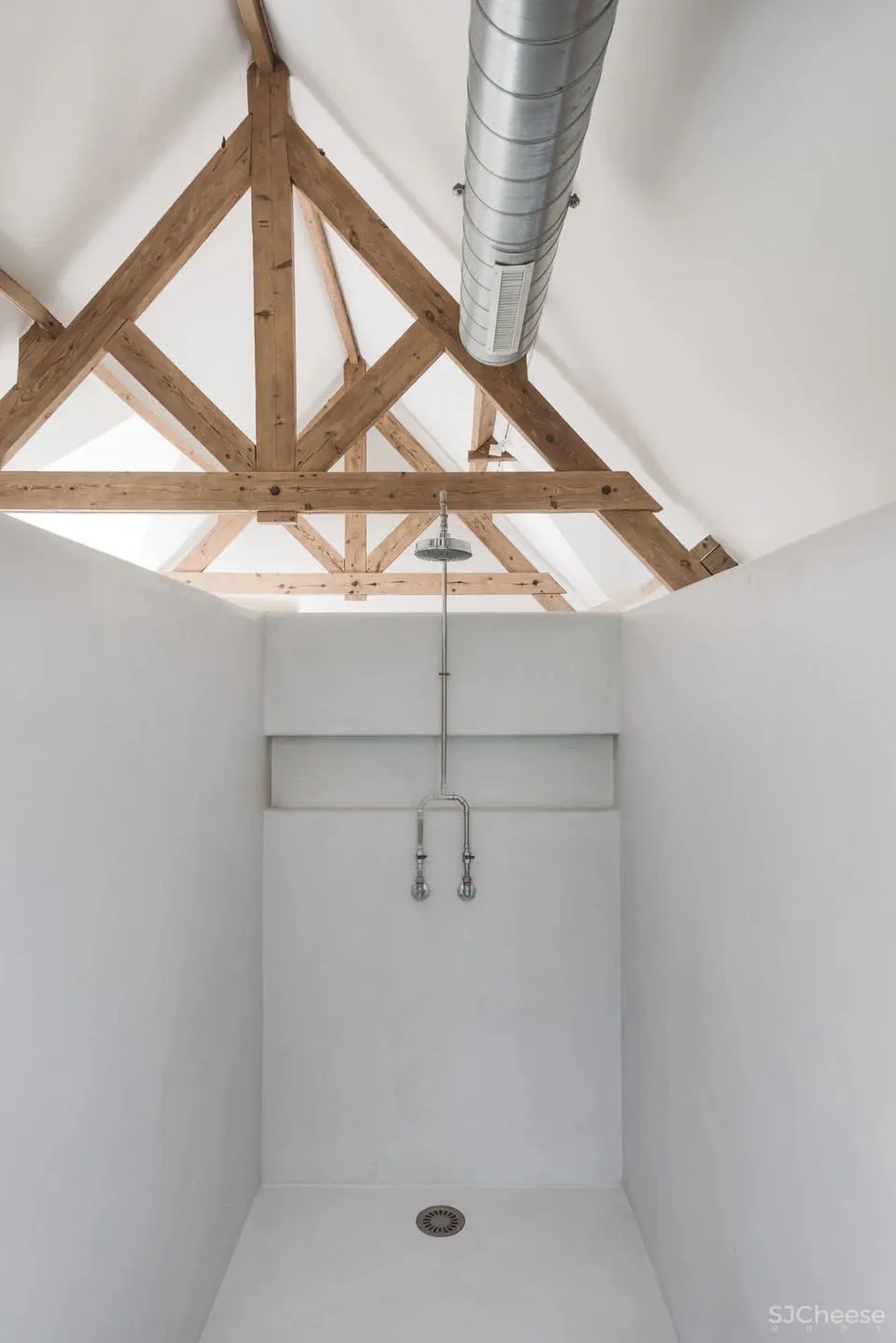 将废旧谷仓彻底改造,这才是真正的农村“豪宅”