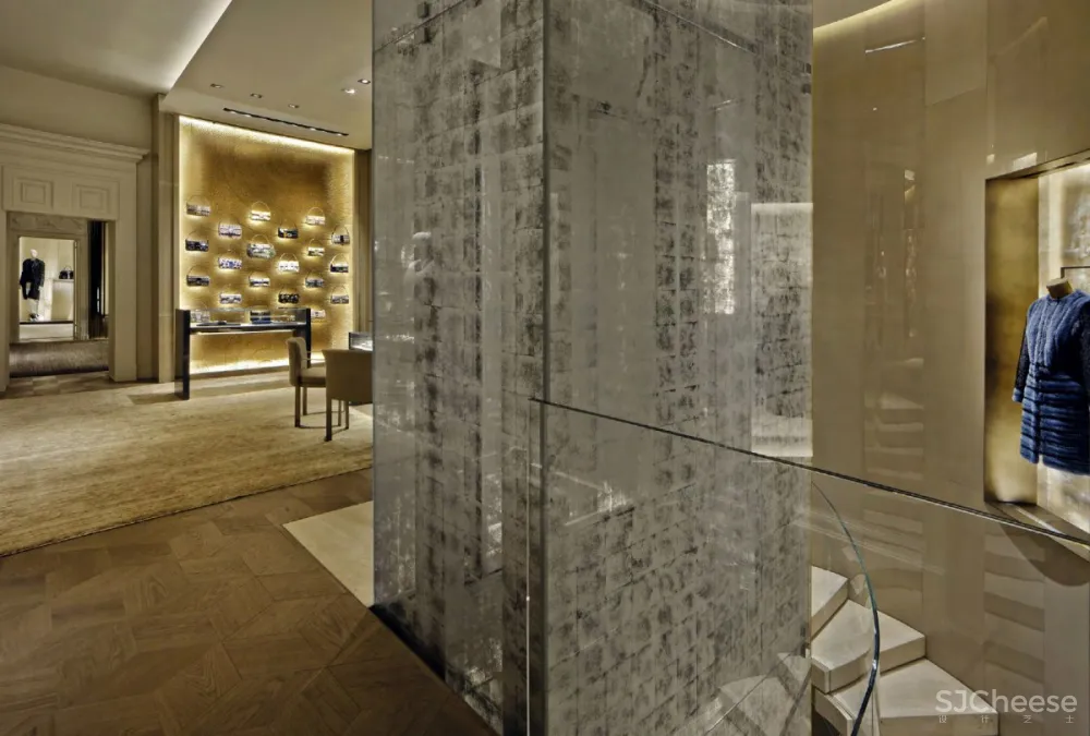 Gwenael Nicolas | Fendi Montenapoleone , 奢华芬迪精品店