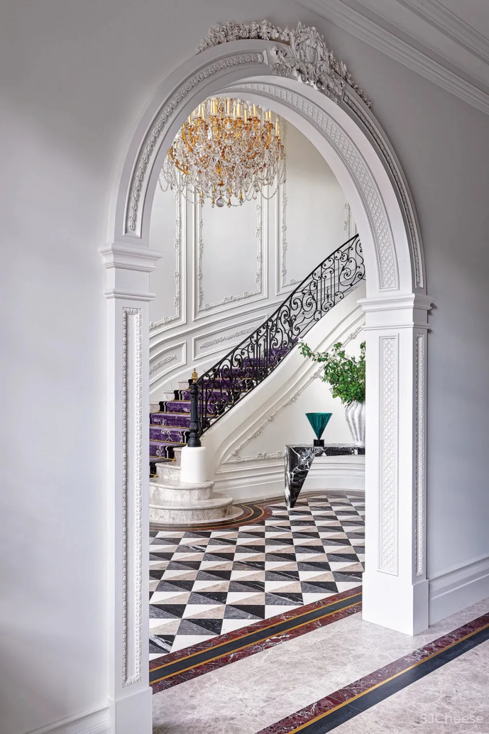 Travis Walton | Melbourne Mansion , 大胆华丽的宫廷式别墅