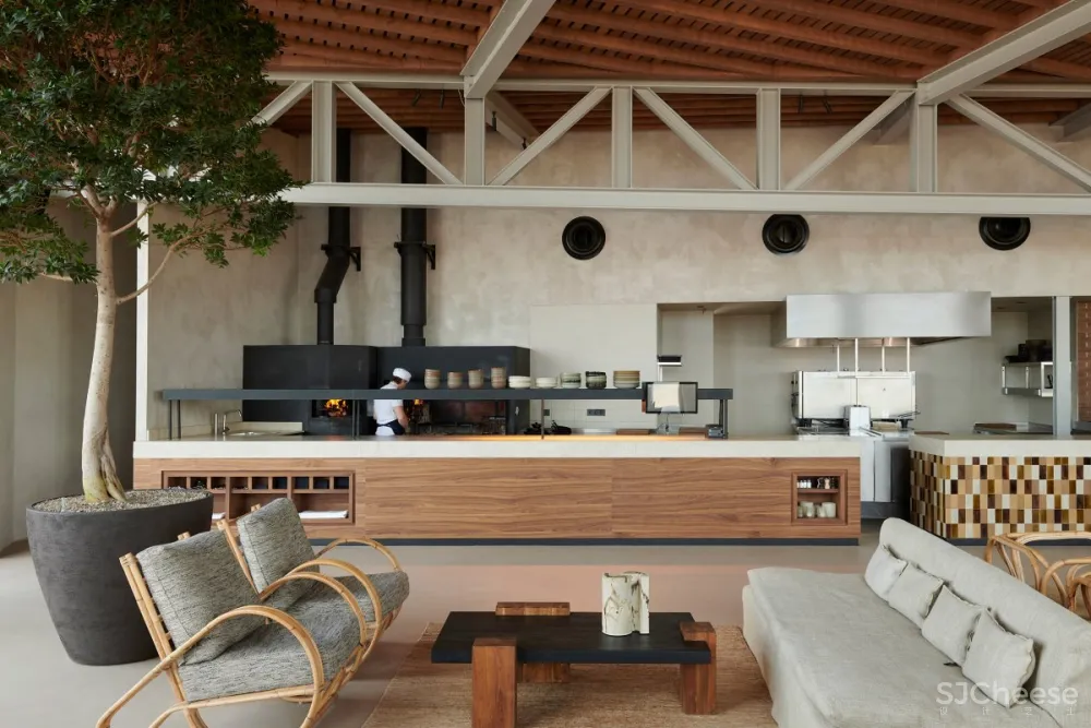 Anne Claus Interiors | De Republiek , 经典永恒的海滨餐厅