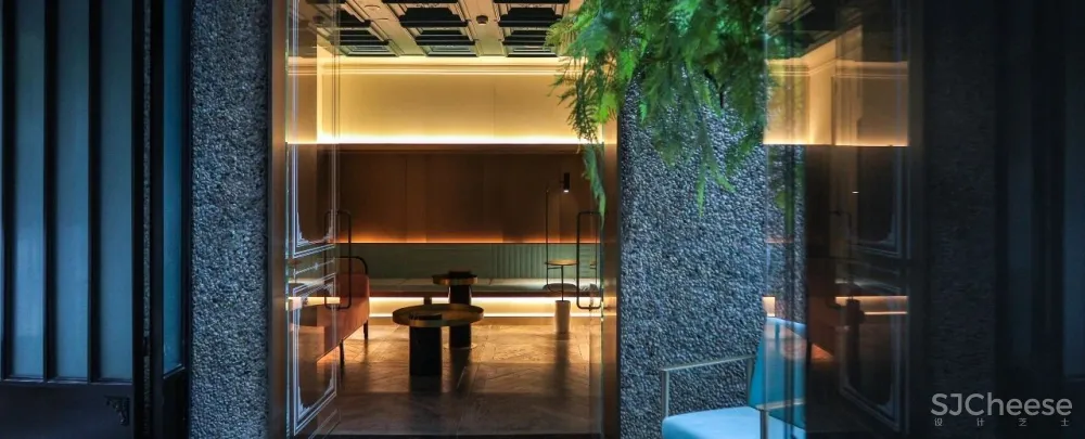 在日常的阴翳中,安然歇憩