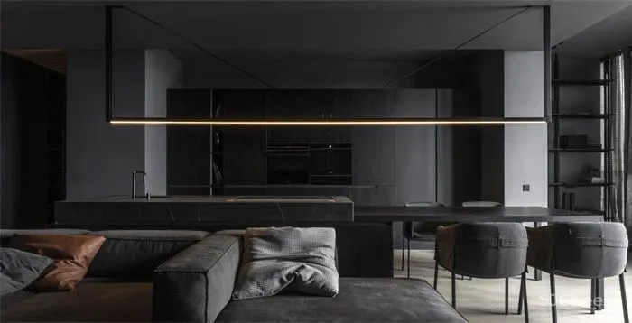 将色彩运用到极致，时髦灵动下非黑即白的男女公寓