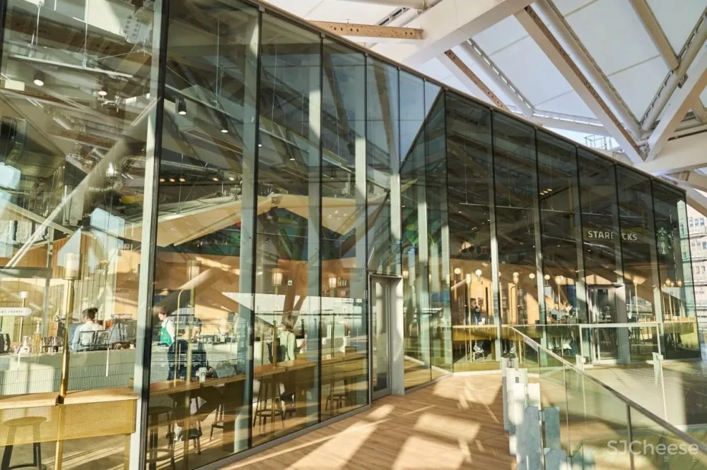 星巴克又放大招,开启第一家共享办公门店!