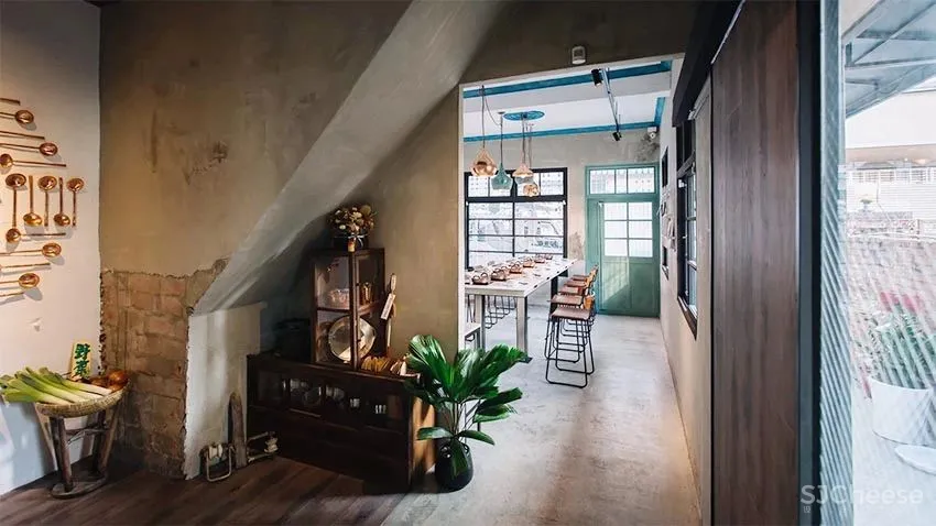 102㎡四房改一房,凭什么人家能断舍离?