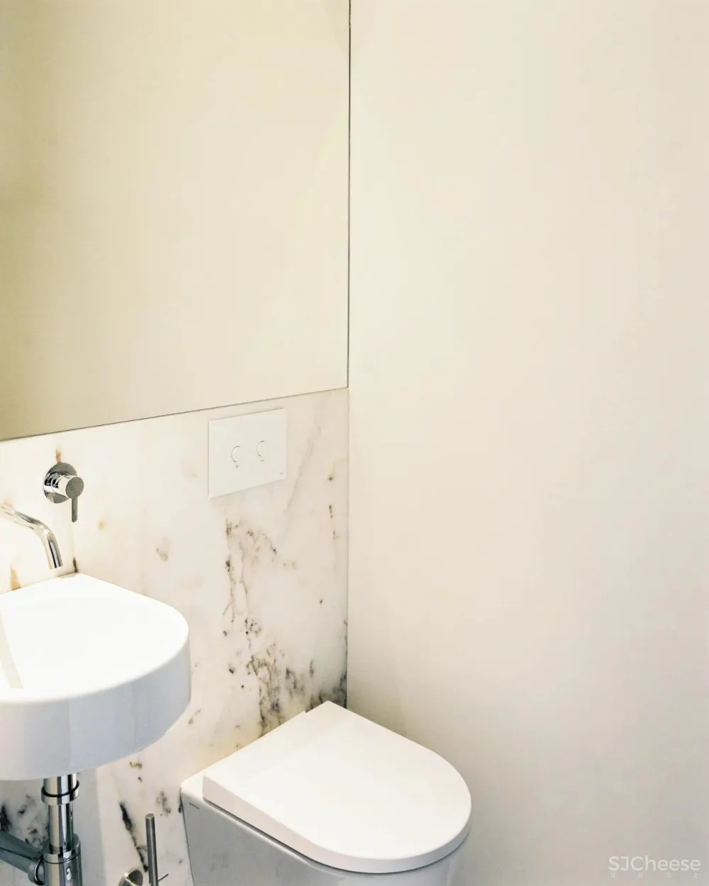 Arriba|設計的高陡海岸