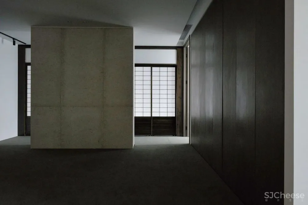 正所谓:越中式,越高级