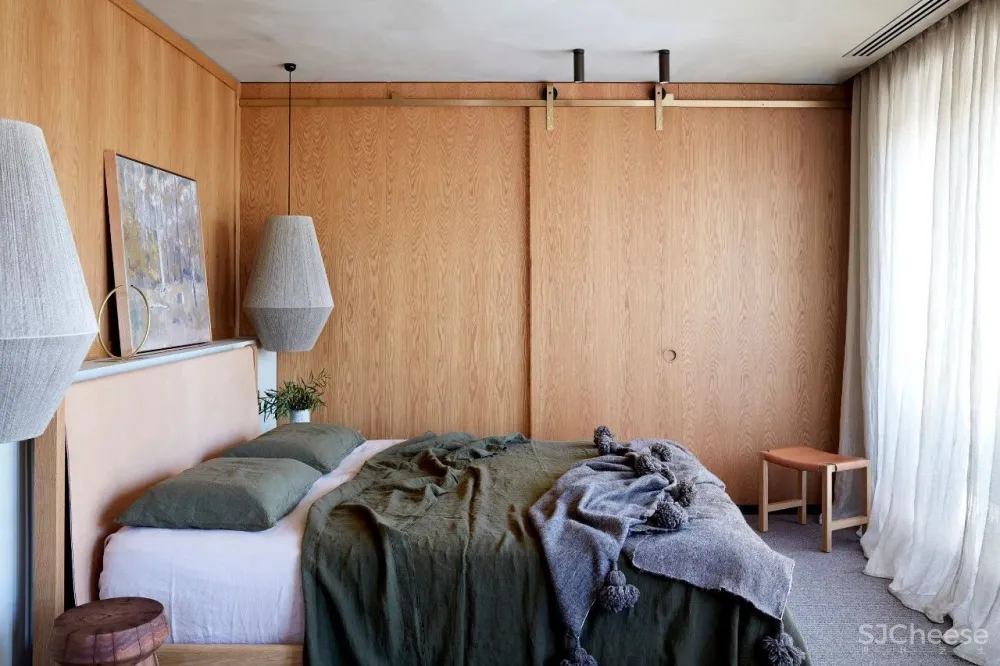 好色，理所当设