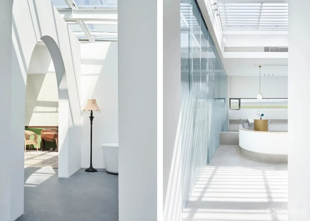 偏离设计丨MOON Photo Studio