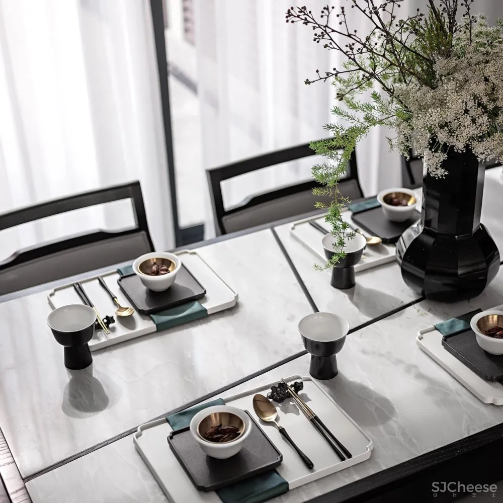 住宅丨现代 —— 简约舒适却不单调的艺术体验感