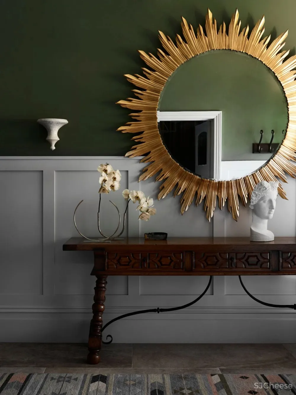 好色，理所当设