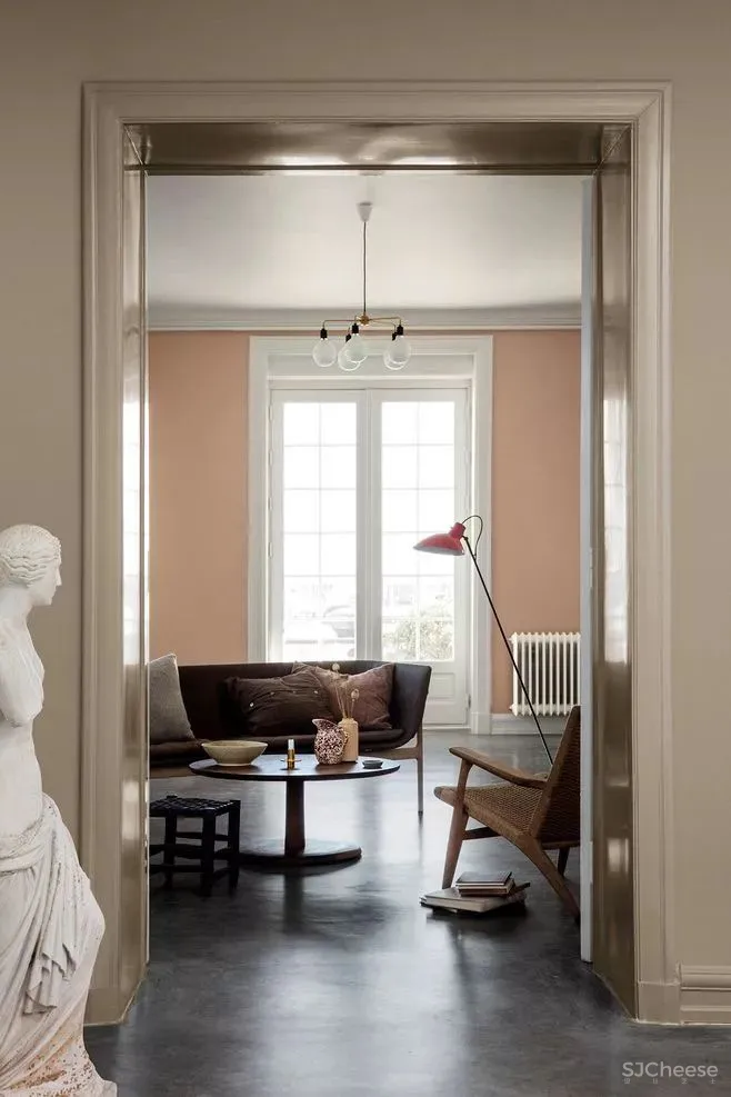 文章|仅20%的设计师认识【高级灰】