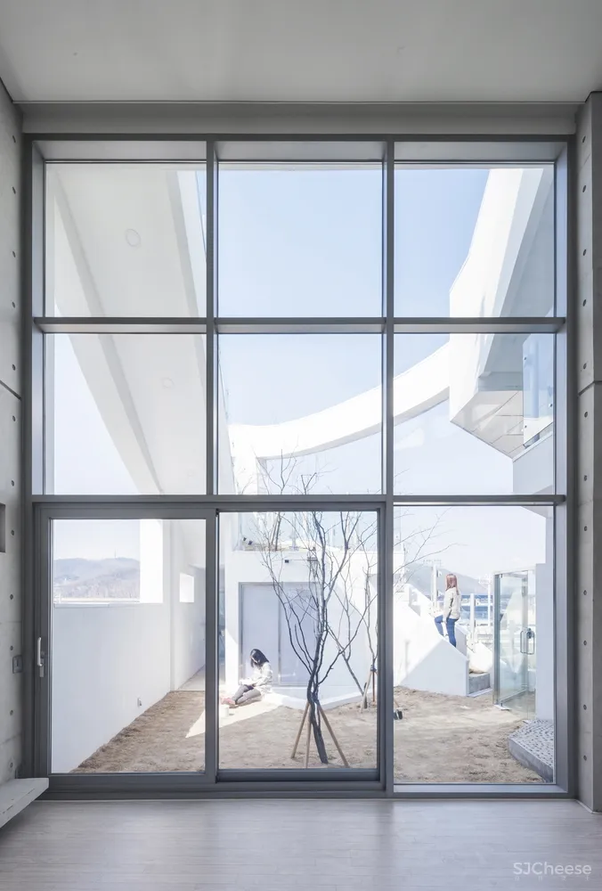 这是什么神仙设计! 韩国建筑师把联排别墅玩出花 不卖房子, 卖文化