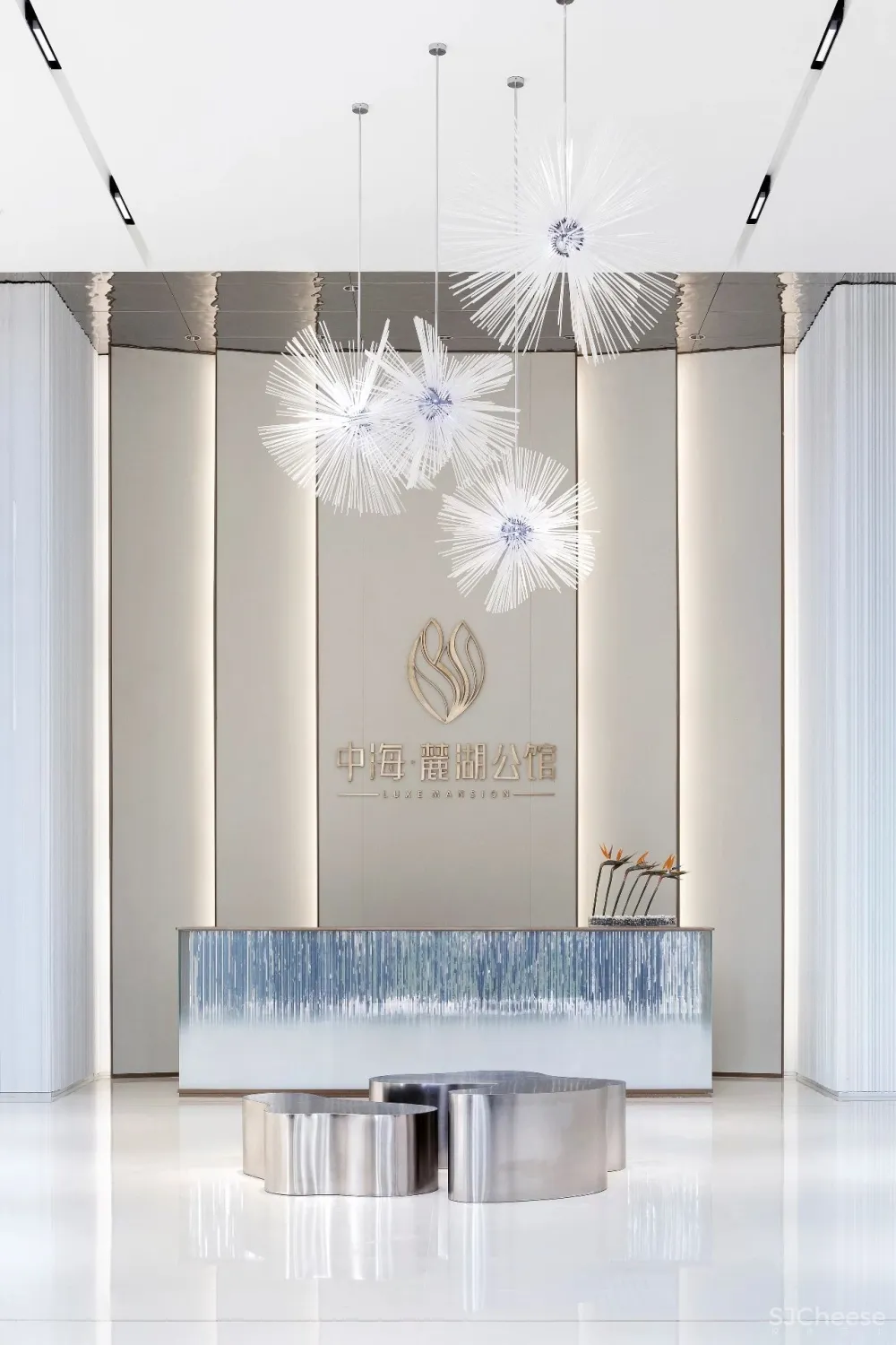 成都李益中空间 × 麓湖公馆销售中心:纯粹的仙子,轻盈的梦