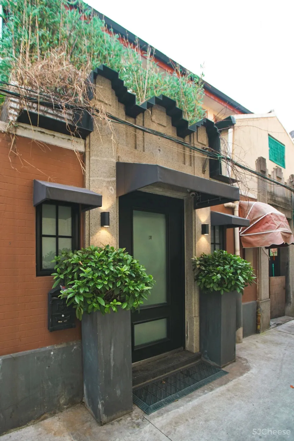 给明星装了多套房子后,他买下3层别墅,为自己打造出终极豪宅