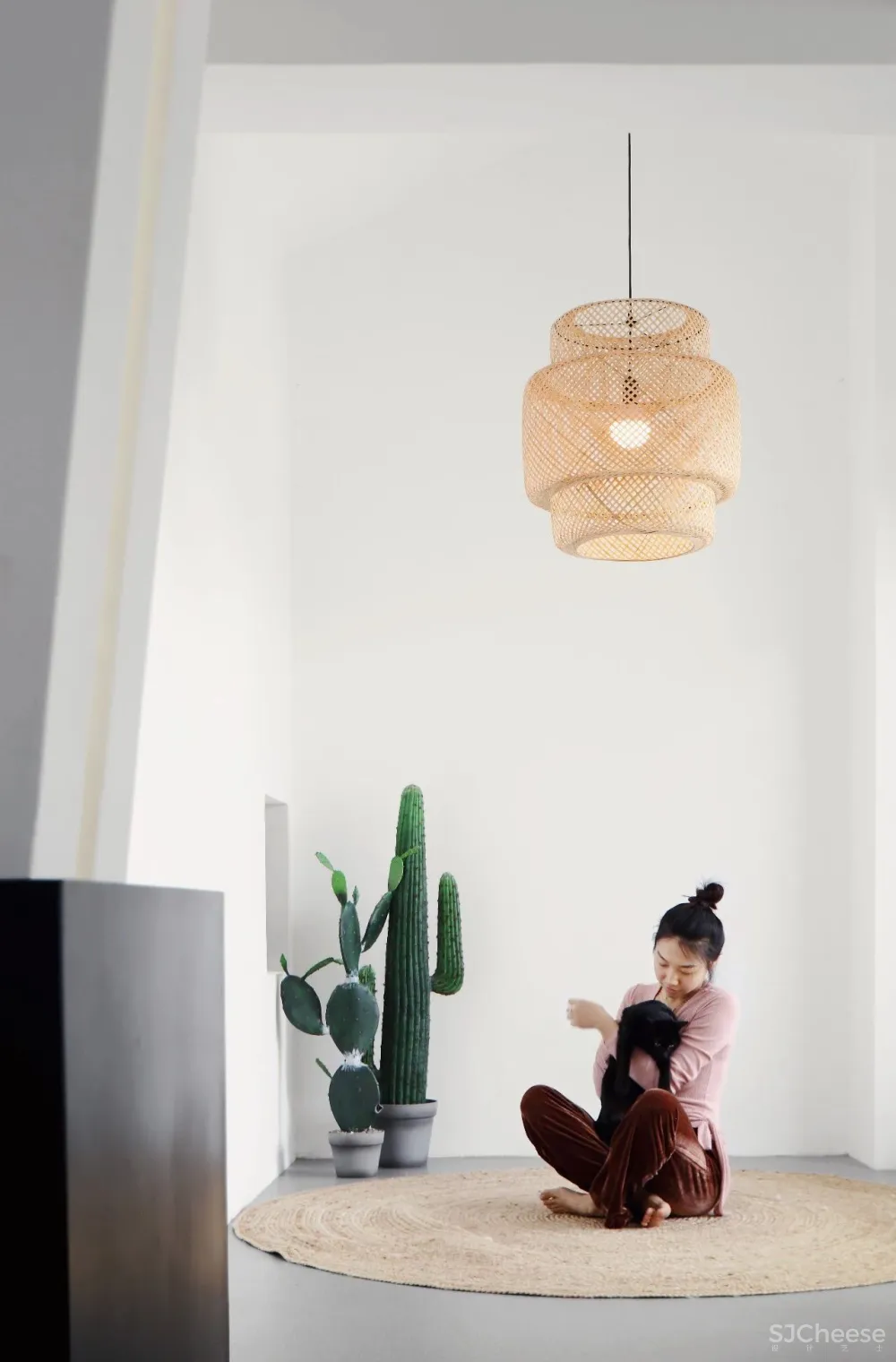 麻辣烫店倒闭,文艺青年用自己160m²的家逆袭,自由流浪的感觉太好了!