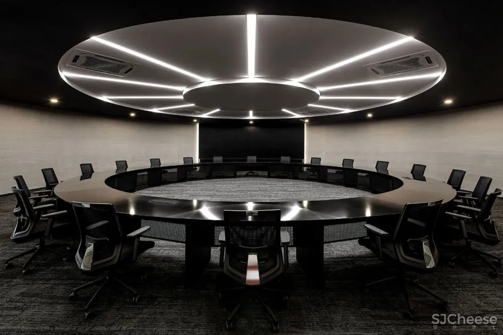 旧机场惊艳变身潮味办公室,上班也要有幸福感!