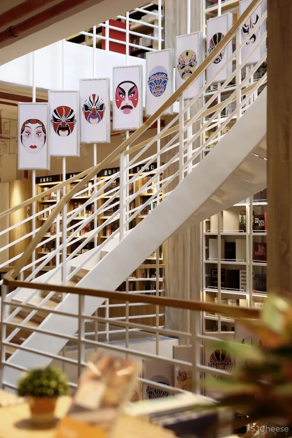 叶智杰设计：714㎡文学之旅，隐没在闹市水泥丛林中