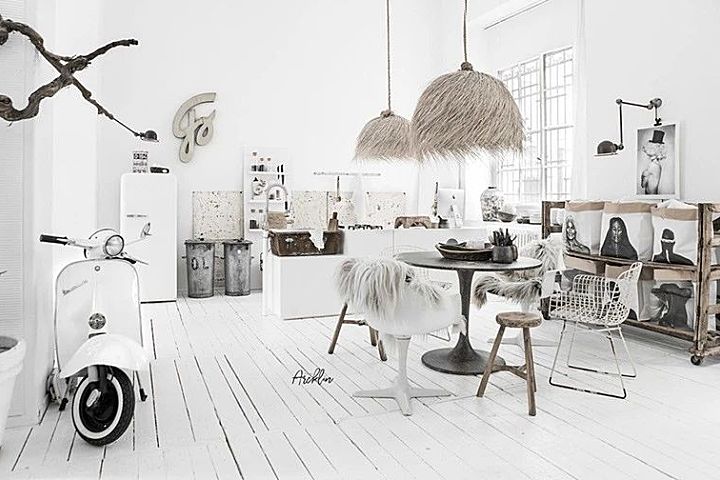 网红民宿设计参考：用夢幻白打造出来的空間。