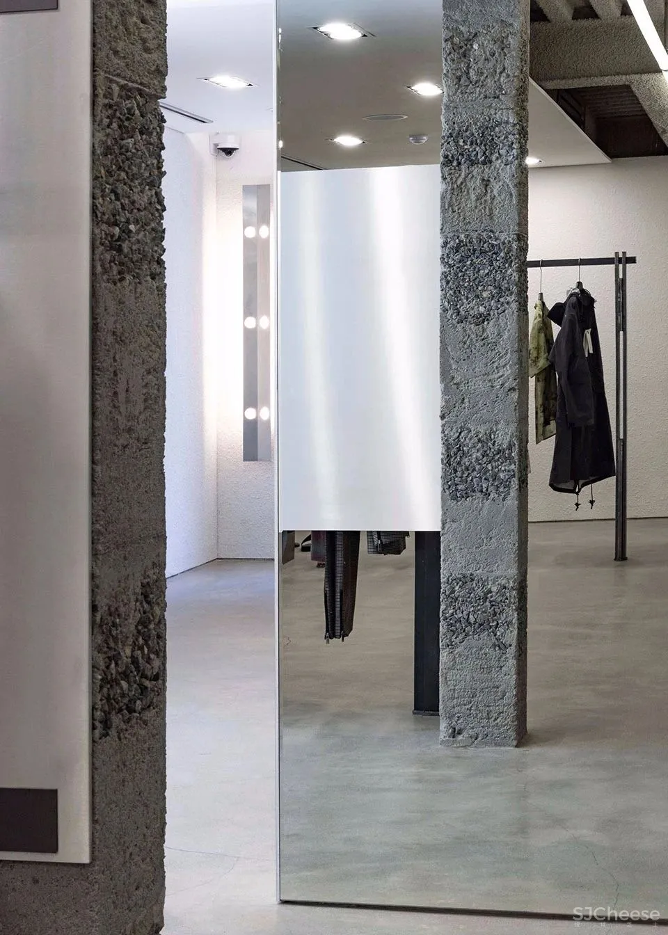 Andersson Bell 韩国 Creative Studio Unravel