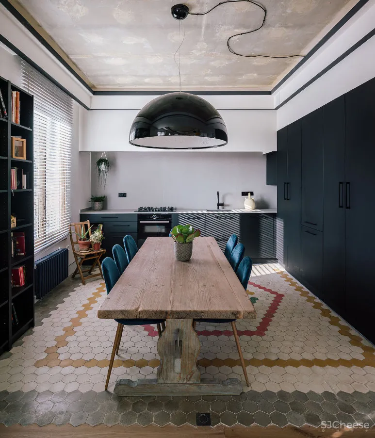 冲凉时俯瞰城市美景？这个穹顶之下的住宅有点狂野