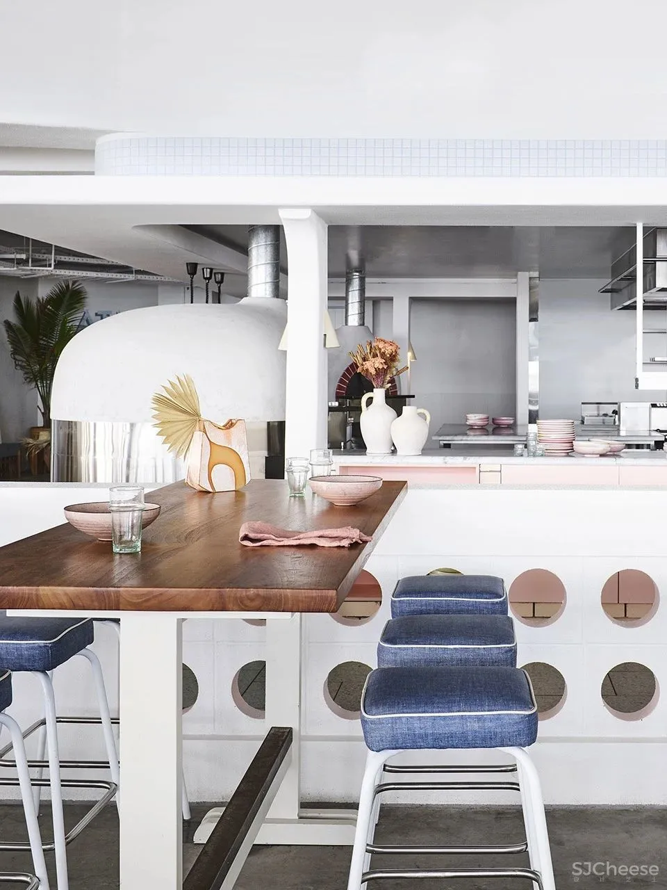 澳大利亚“Burleigh Pavilion海边餐厅”：感受海风吹拂 Alexander- CO.