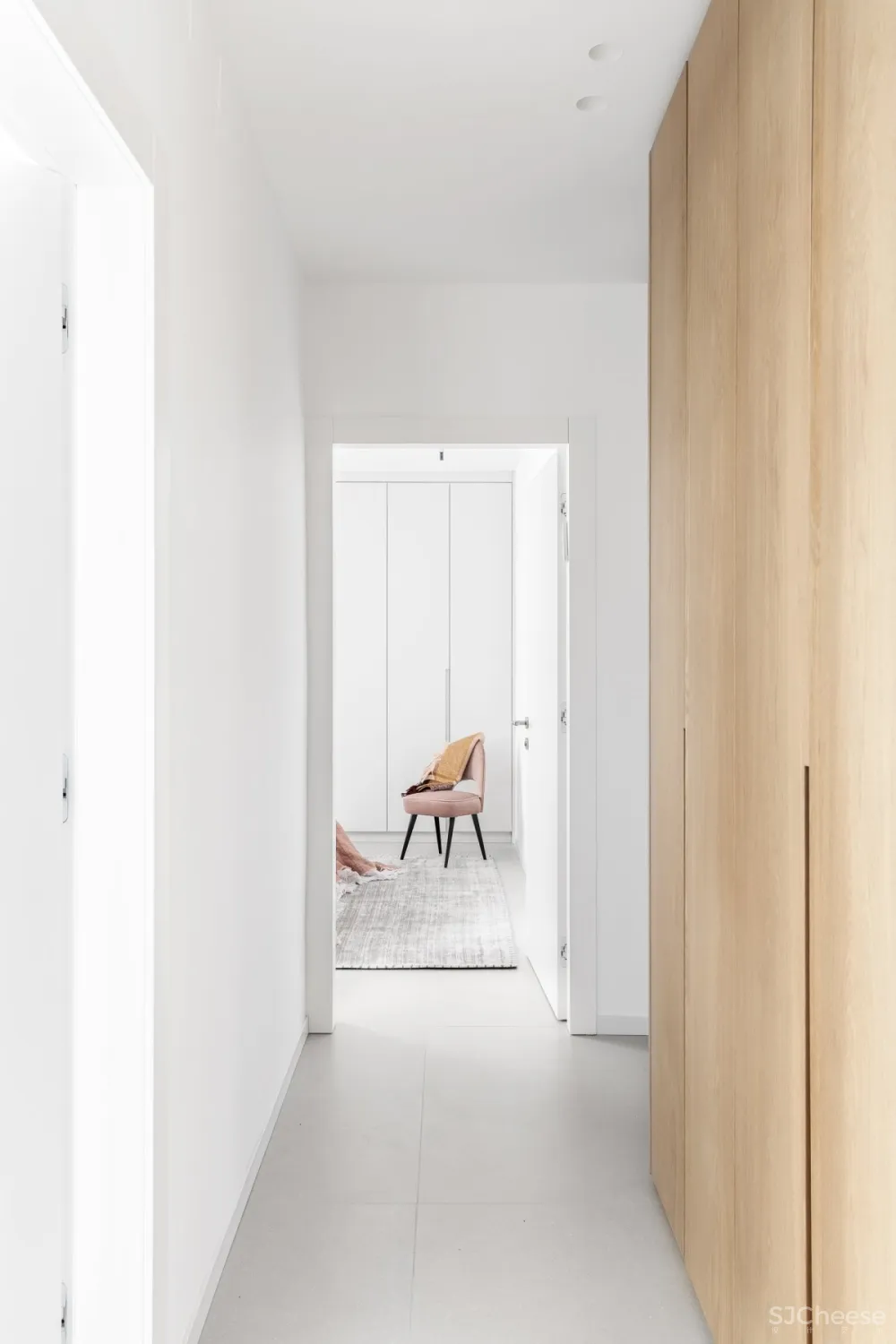 Maya Sheinberger | S Apartment , 极简舒适的现代住宅