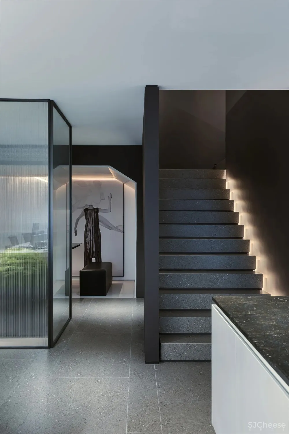 大成设计丨静谧、冷峻的黑白灰,诉说感官