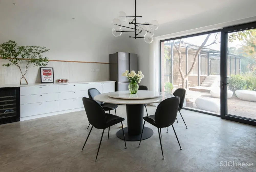 一座没有直线的居所