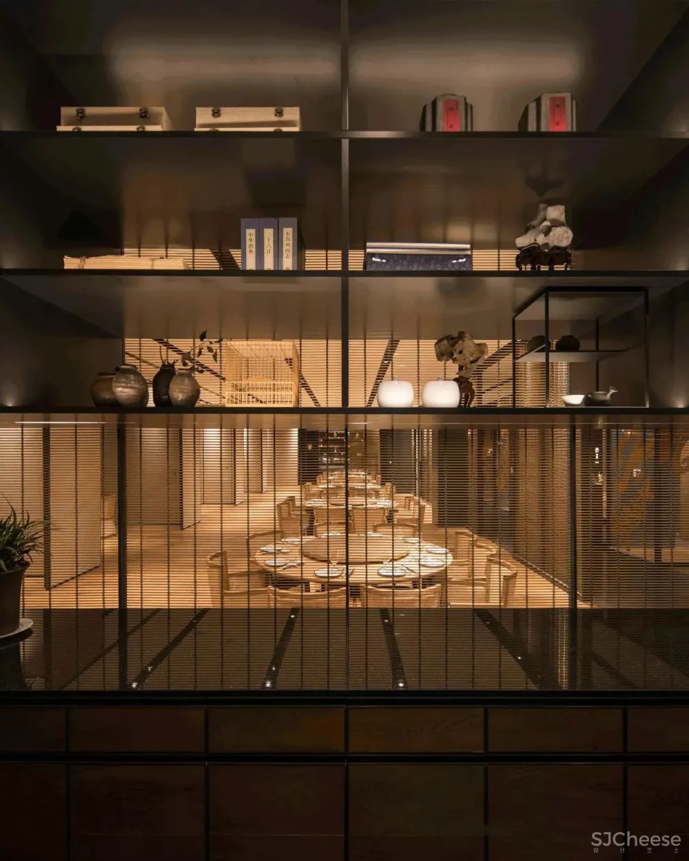 沈雷力作 百年品牌 历史餐饮名店「凤临阁」