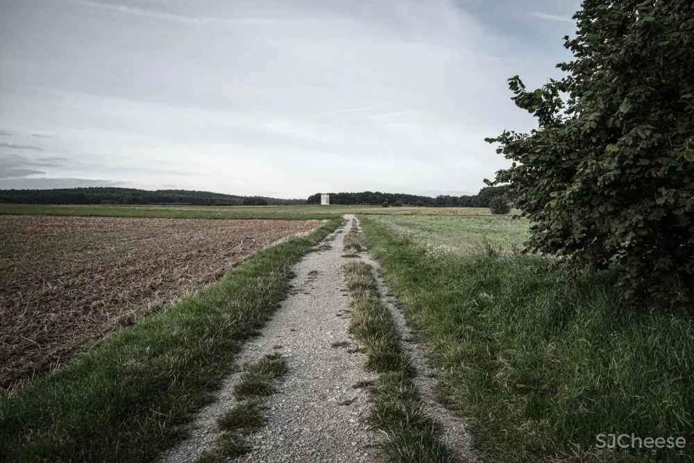 一群村民和一位建筑大师,完成了一个令无数人朝圣的建筑