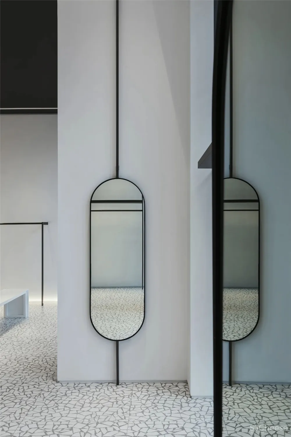大成设计丨静谧、冷峻的黑白灰,诉说感官