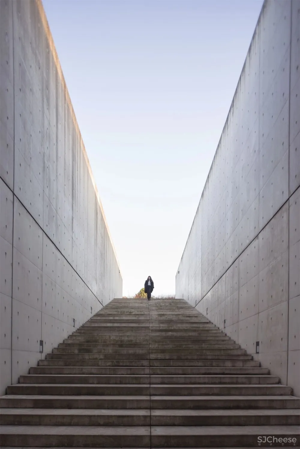 安藤忠雄丨清水混凝土诗人