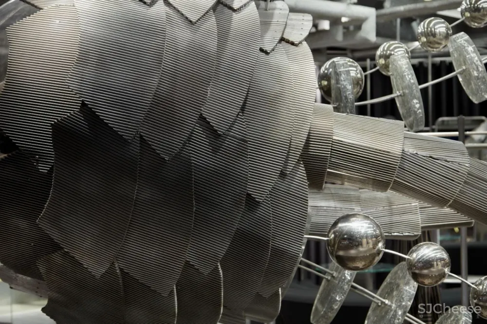 “全能设计师”郑铮和他的多元设计秘诀