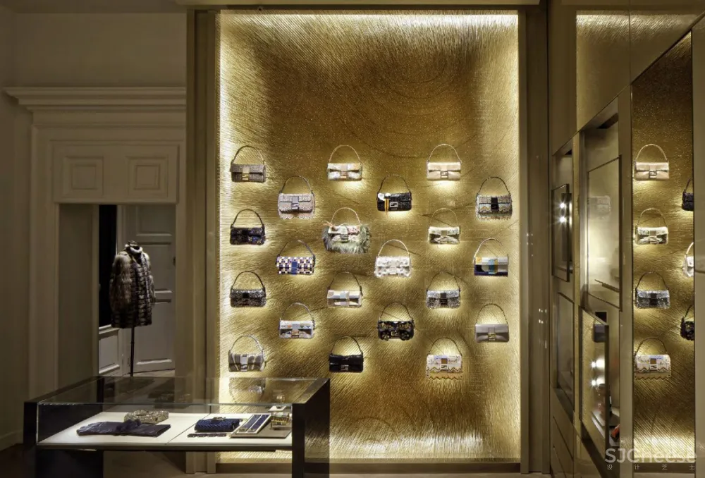 Gwenael Nicolas | Fendi Montenapoleone , 奢华芬迪精品店