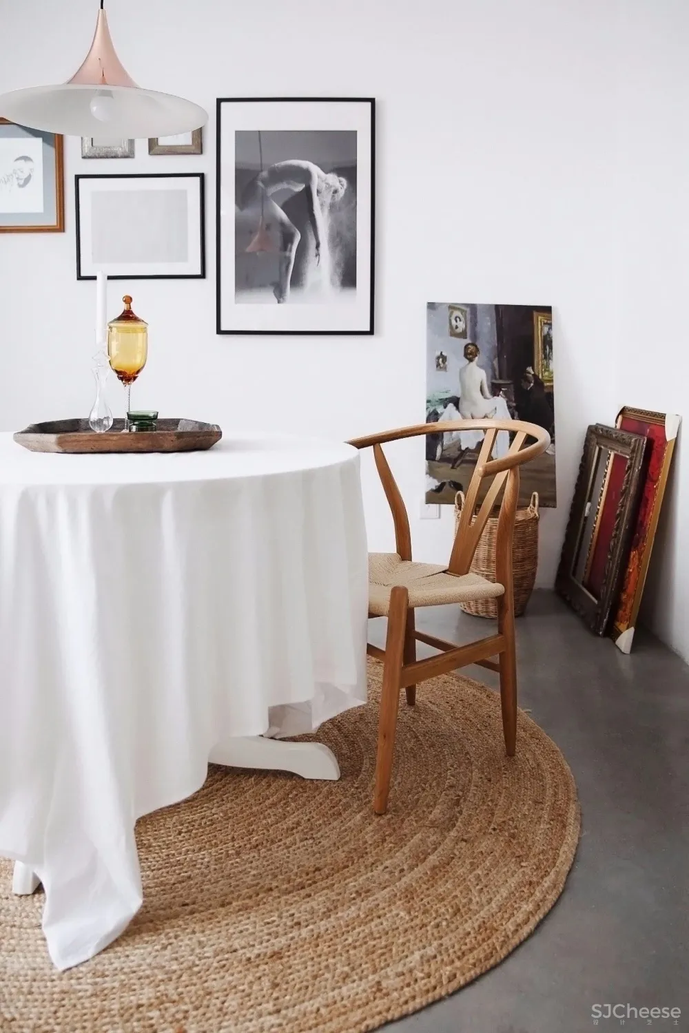 麻辣烫店倒闭,文艺青年用自己160m²的家逆袭,自由流浪的感觉太好了!