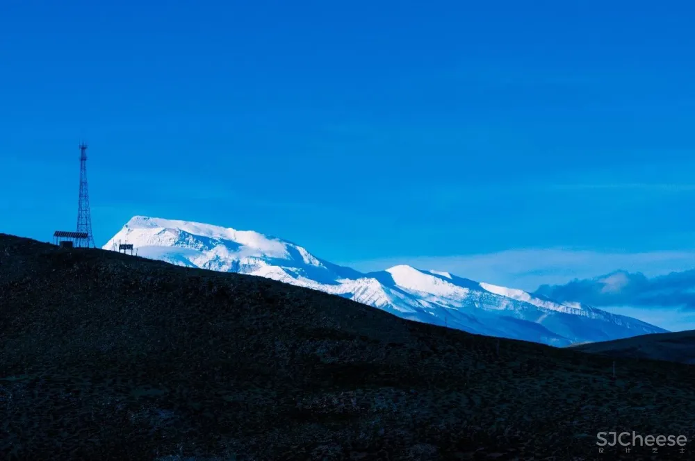 麻辣烫店倒闭,文艺青年用自己160m²的家逆袭,自由流浪的感觉太好了!