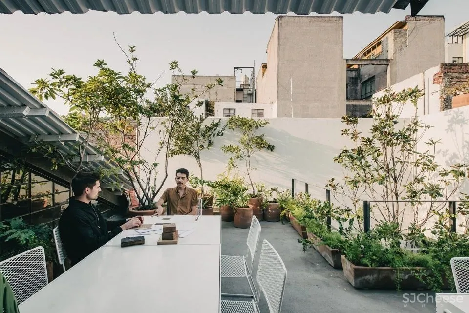 平铺直叙的工业美学 Esrawe Studio新办公室 Esrawe Studio